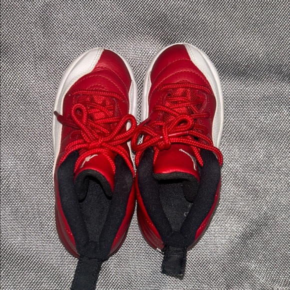 Jordan 12 Alternate size 9c - Picture 6 of 6